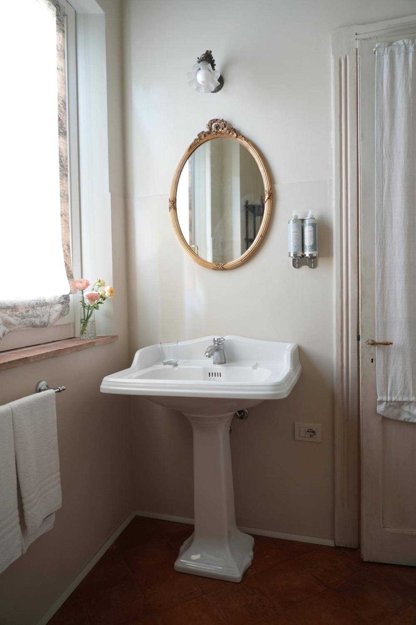 パルマ Villino Di Porporano Bed & Breakfast エクステリア 写真